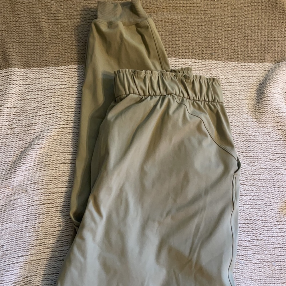 Lululemon Stretch High-Rise Jogger Full Length - Picture 5 of 7
